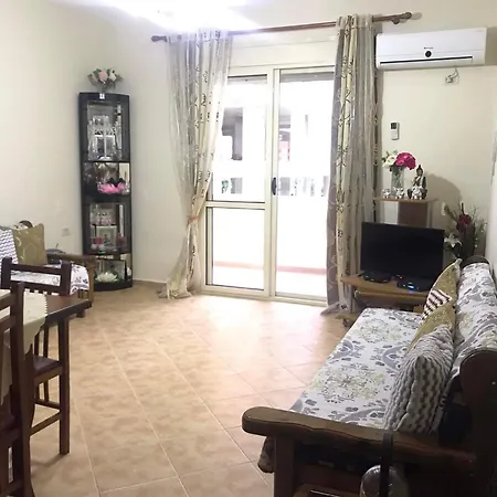 Mary's I Lägenhet Vlorë
